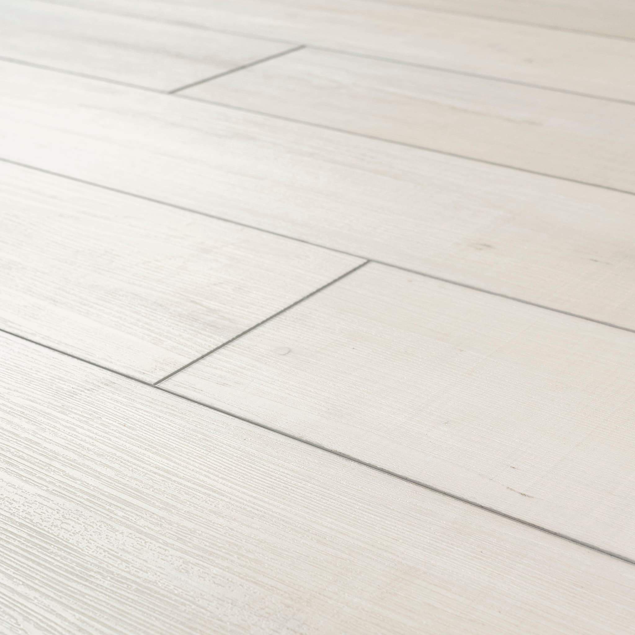 MSI Everlife Whitby White 100% Waterproof Rigid Core (SPC) Flooring — Andover Collection — detail view 8